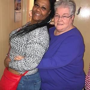 Meet your Posher, Adria